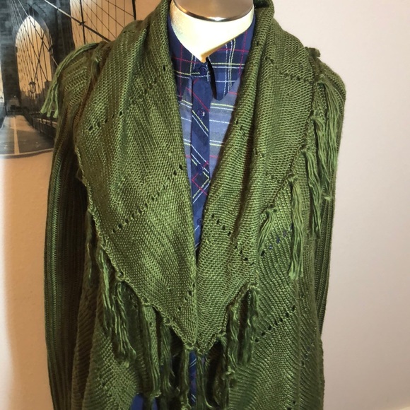 Belldini Sweaters - Belldini cardigan sweater w tassels NWT szL B6